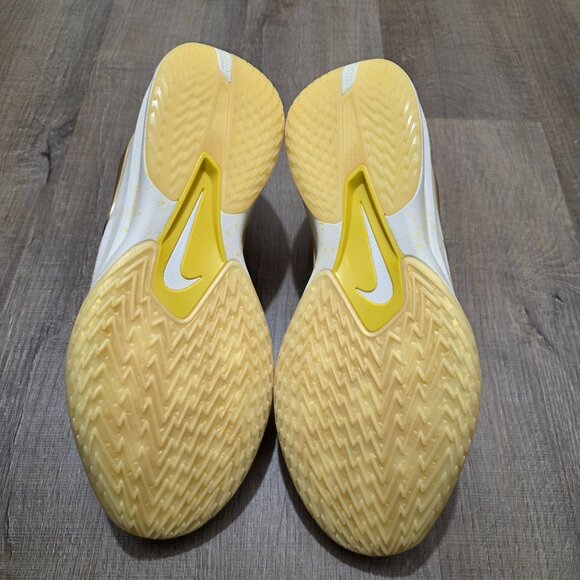 Nike Men's Basketball Shoes White Gold Yellow US 12 FZ1523-100 No Box - Picture 9 of 9